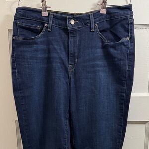 ⭐️Levi’s Straight Fit  |  Sz 12